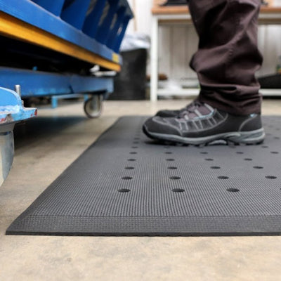Hygimat Anti-Fatigue Hygienic Mat with Drainage Holes